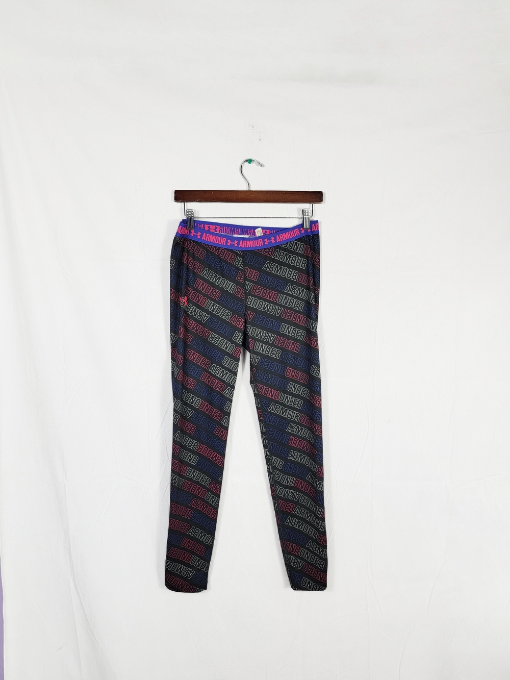 Under Armour Women's Medium Black Logo-Print Athletic Pants
